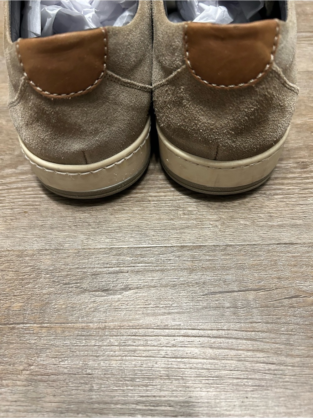 To Boot New York Barlow Men’s Size 10.5 Suede Lace-Up Low Top Sneakers Taupe - Picture 3 of 10